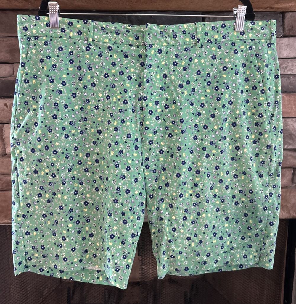 Men’s Ralph Lauren POLO GOLF Green Floral Flat Front Shorts Size 38 *A4